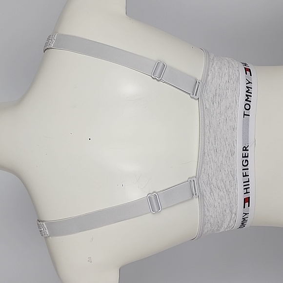 ⭐️2/ $30⭐️Tommy Hilfiger Heathered Grey Sports Bra Criss Cross Straps  Sz Small - Picture 6 of 16